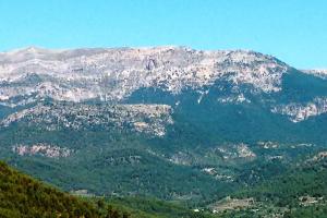 la Cuerda de la Melera y al fondo el calar de la Sima